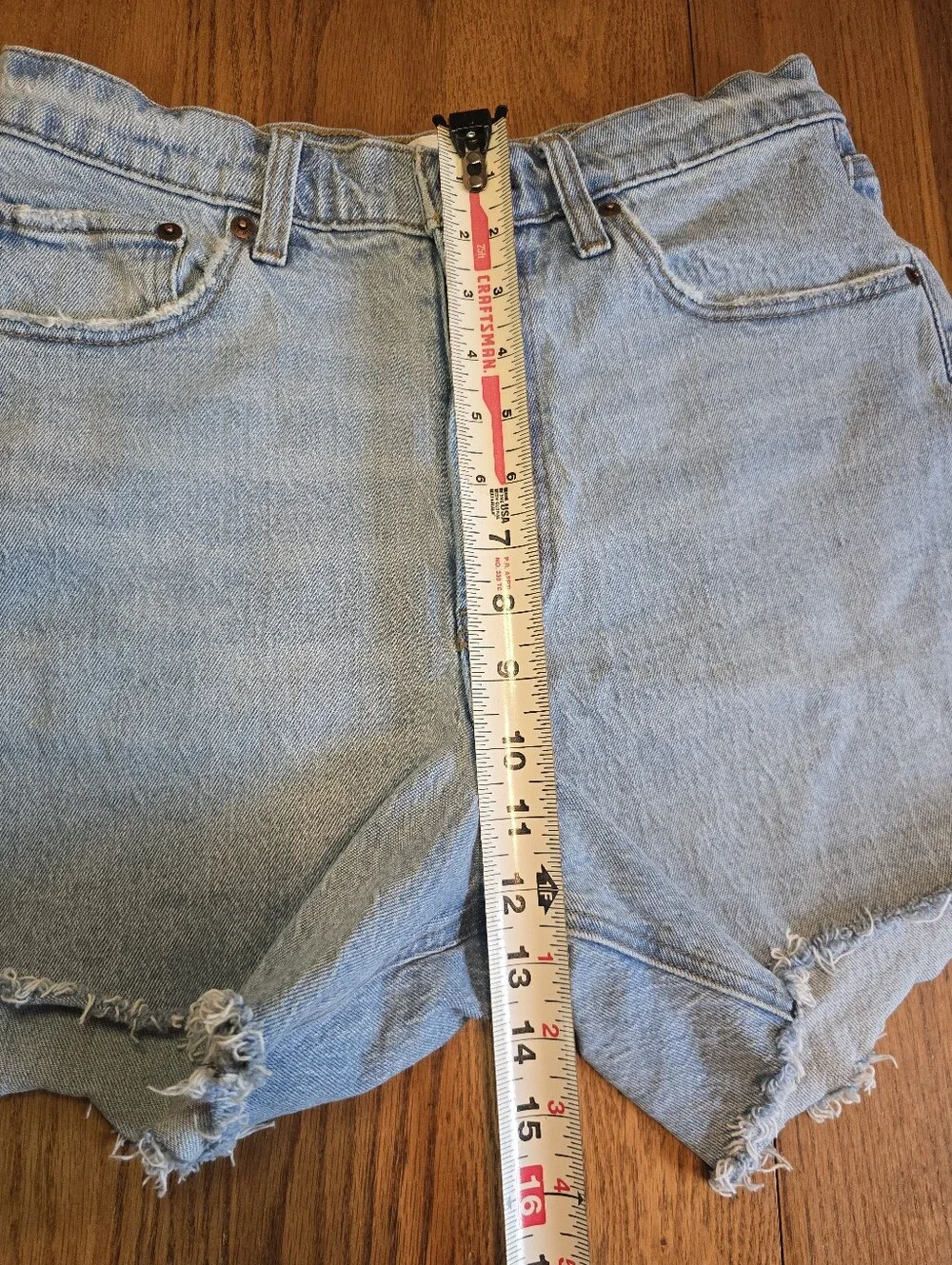 Abercrombie & Fitch Curve Love The Dad Short High Rise Size 30/10 Light Wash - Picture 4 of 8
